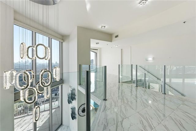 2795 Peachtree NE Road 2604, Atlanta, GA 30305