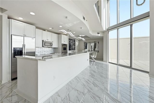 2795 Peachtree NE Road 2604, Atlanta, GA 30305