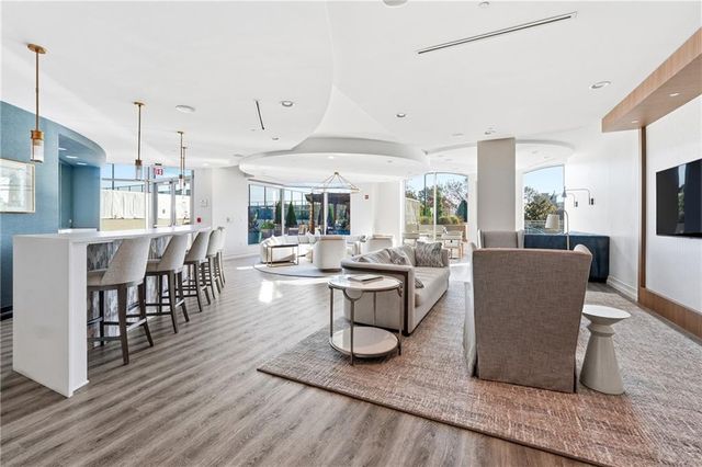 2795 Peachtree NE Road 2604, Atlanta, GA 30305