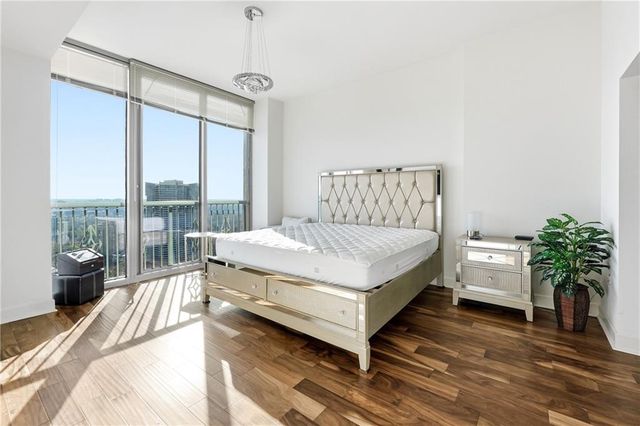 2795 Peachtree NE Road 2604, Atlanta, GA 30305