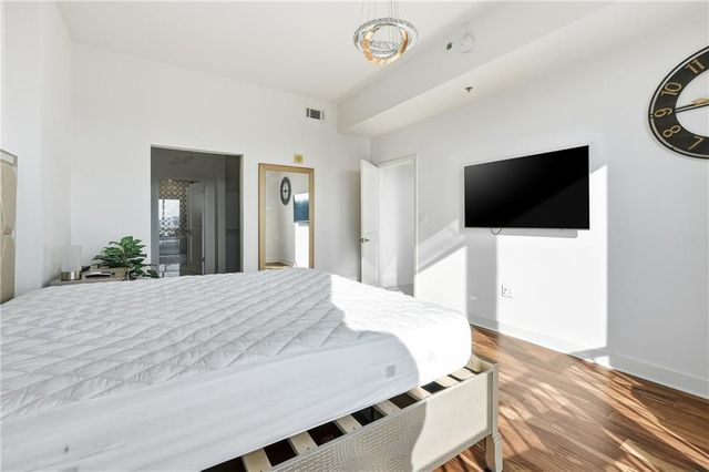 2795 Peachtree NE Road 2604, Atlanta, GA 30305