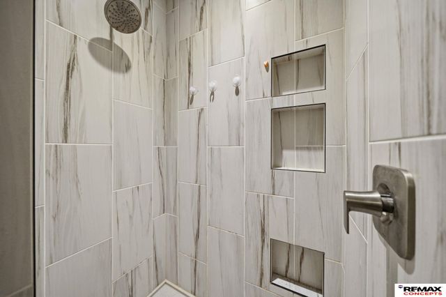 836 W Miramonte Road, Lincoln, NE 68523