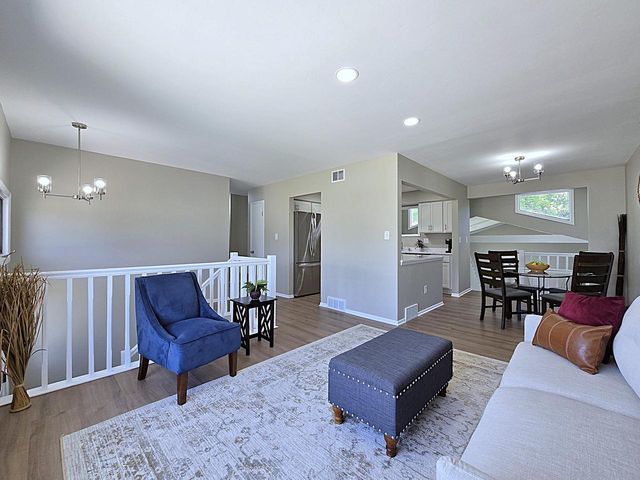 3200 15th AVENUE, South Milwaukee, WI 53172