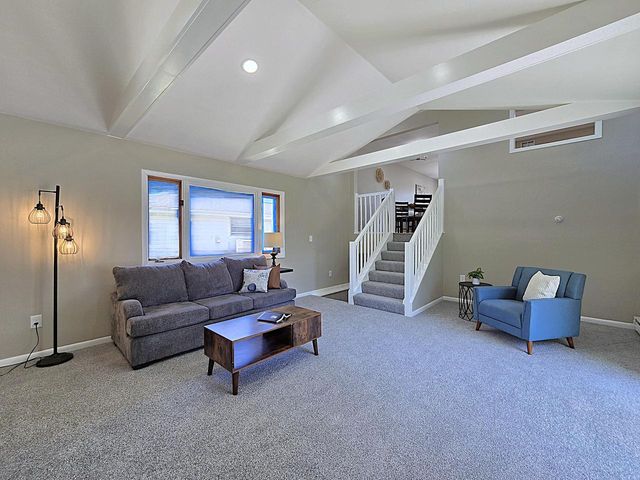 3200 15th AVENUE, South Milwaukee, WI 53172