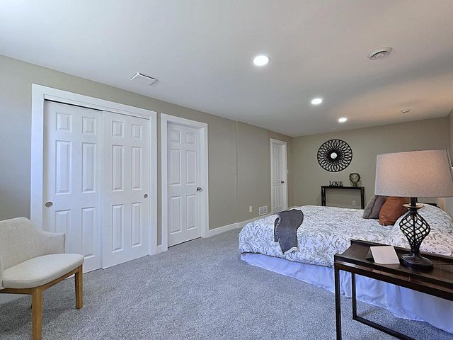 3200 15th AVENUE, South Milwaukee, WI 53172