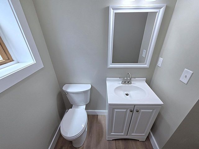 3200 15th AVENUE, South Milwaukee, WI 53172