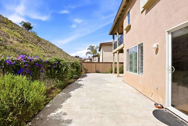 560 Via Del Caballo, San Marcos, CA 92078