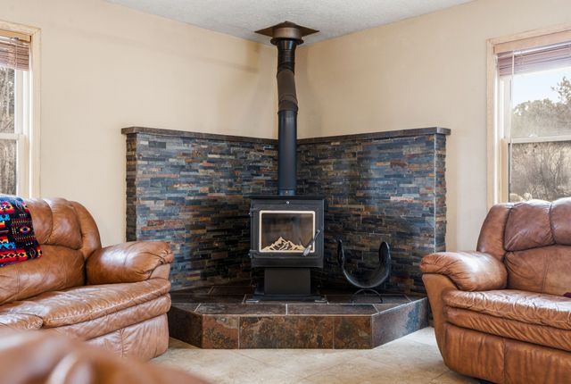 37 Paseo Del Pinon, Santa Fe, NM 87508