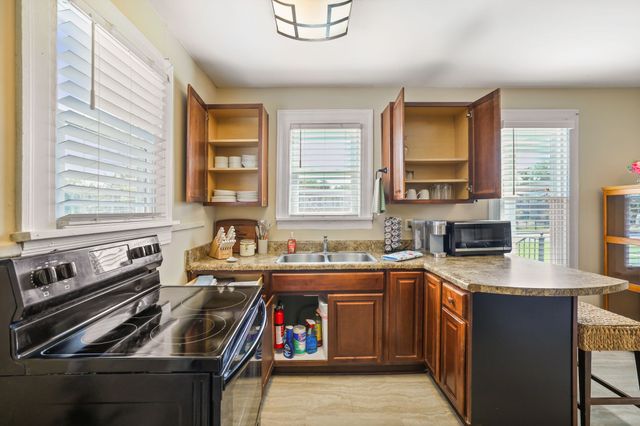 549 Crossway Ave, Murfreesboro, TN 37130