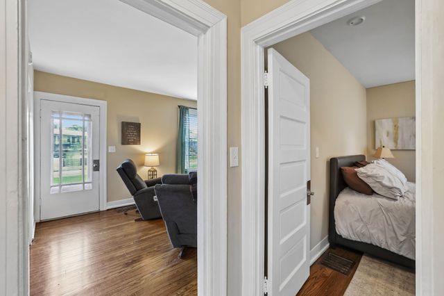 549 Crossway Ave, Murfreesboro, TN 37130