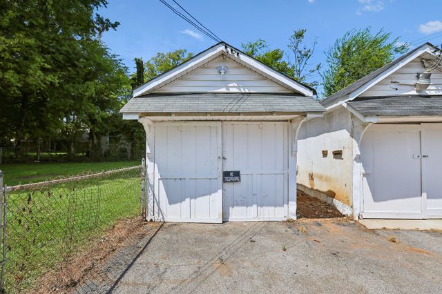 549 Crossway Ave, Murfreesboro, TN 37130