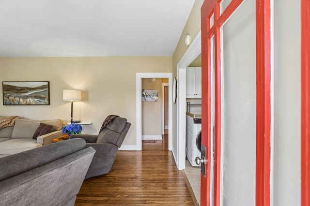 549 Crossway Ave, Murfreesboro, TN 37130
