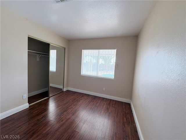 1613 Crystal Chimes Drive, Las Vegas, NV 89106