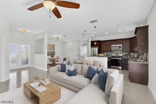 2770 70th AVE NE, Naples, FL 34120