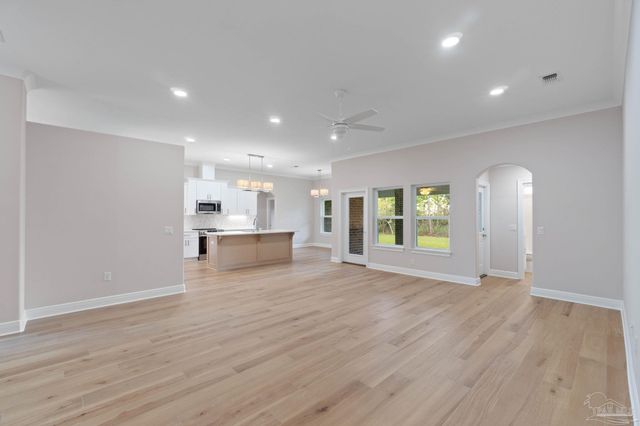 6572 Lansford St, Navarre, FL 32566