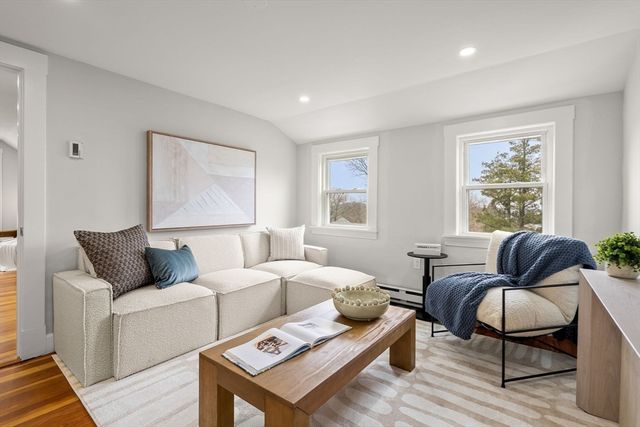 37 Fountain Rd 2, Arlington, MA 02476