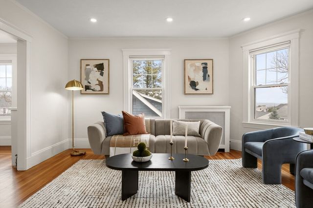 37 Fountain Rd 2, Arlington, MA 02476