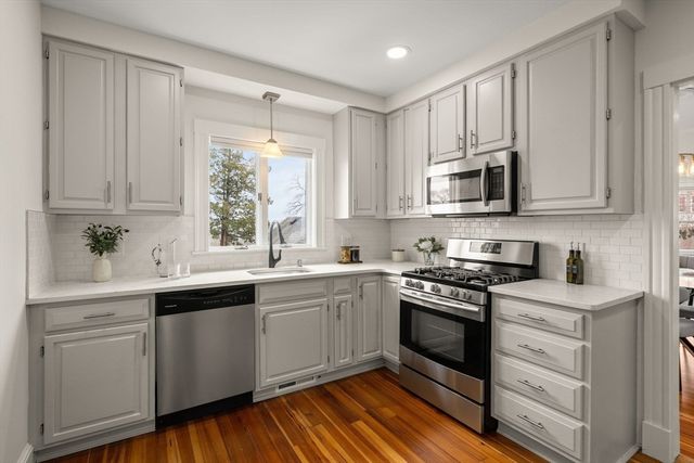 37 Fountain Rd 2, Arlington, MA 02476
