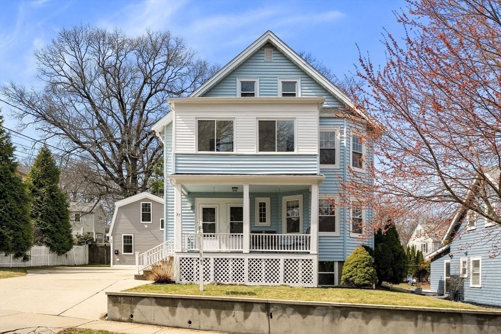 37 Fountain Rd 2, Arlington, MA 02476