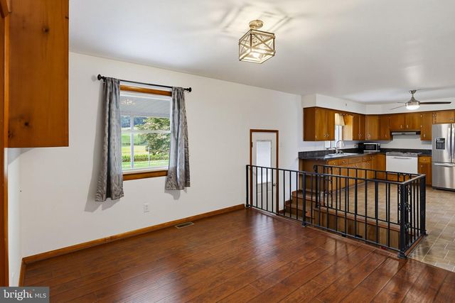 5104 S CHURCH ST, Lineboro Cpo, MD 21102