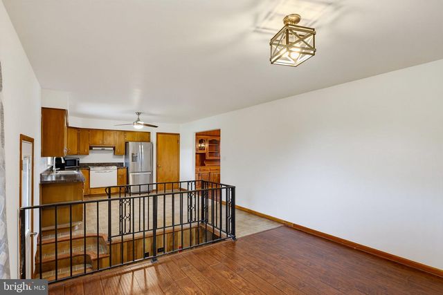 5104 S CHURCH ST, Lineboro Cpo, MD 21102
