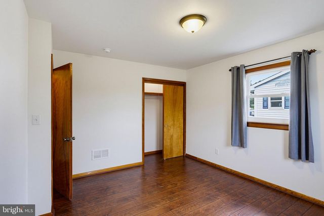 5104 S CHURCH ST, Lineboro Cpo, MD 21102