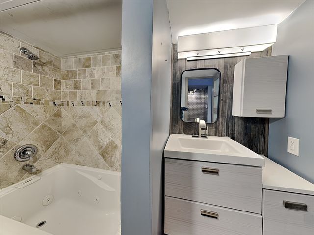 2986 Buttonwood Drive, Carrollton, TX 75006