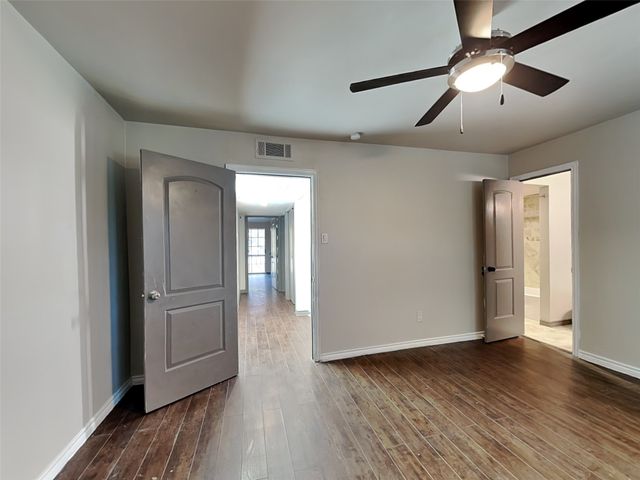 2986 Buttonwood Drive, Carrollton, TX 75006