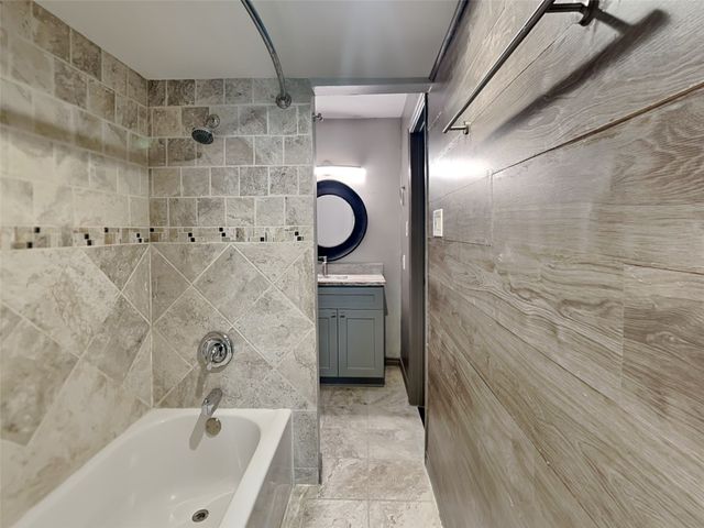 2986 Buttonwood Drive, Carrollton, TX 75006