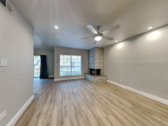 2986 Buttonwood Drive, Carrollton, TX 75006