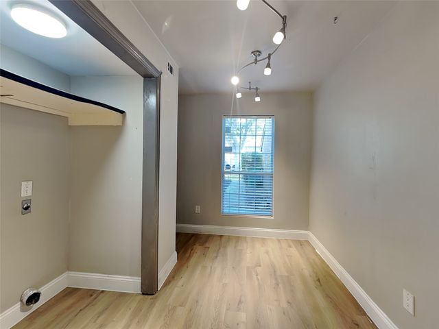 2986 Buttonwood Drive, Carrollton, TX 75006