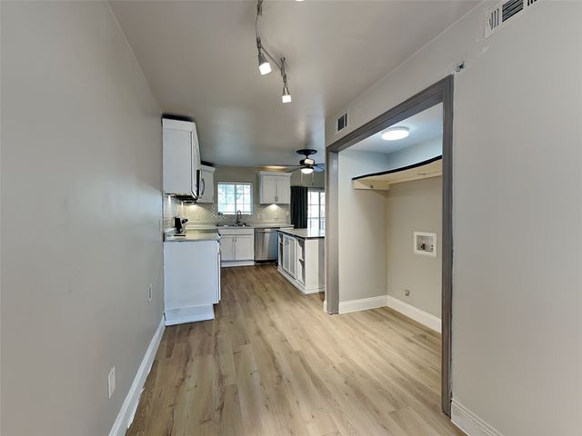 2986 Buttonwood Drive, Carrollton, TX 75006