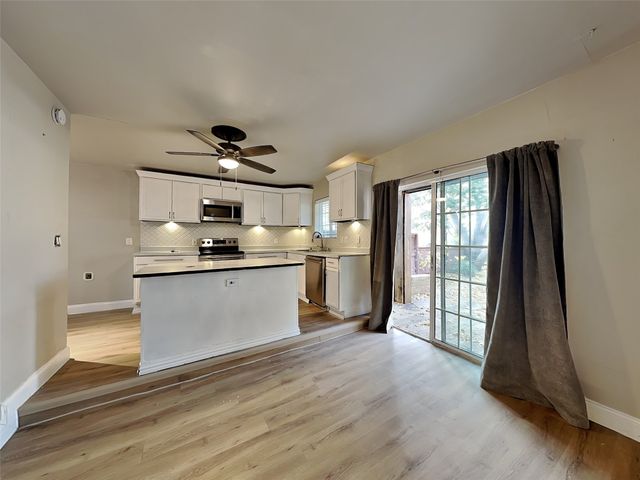 2986 Buttonwood Drive, Carrollton, TX 75006