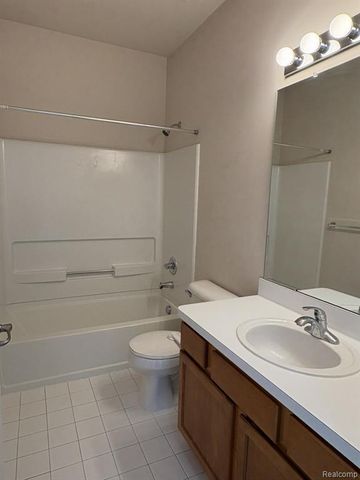 1151 Alameda Boulevard, Troy, MI 48085