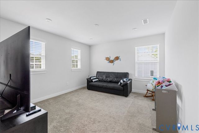 9244 Fairfield Farm Ct, Mechanicsville, VA 23116