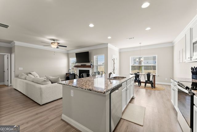 1230 Homeward Trail, Hoschton, GA 30548