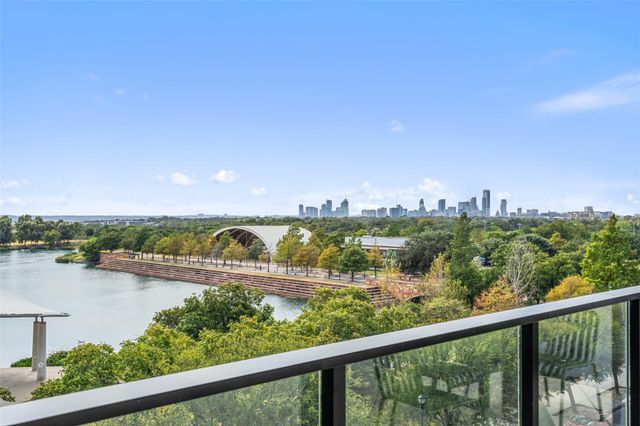 1701 Simond Ave 206, Austin, TX 78723