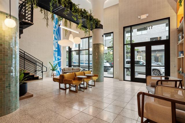 1701 Simond Ave 206, Austin, TX 78723
