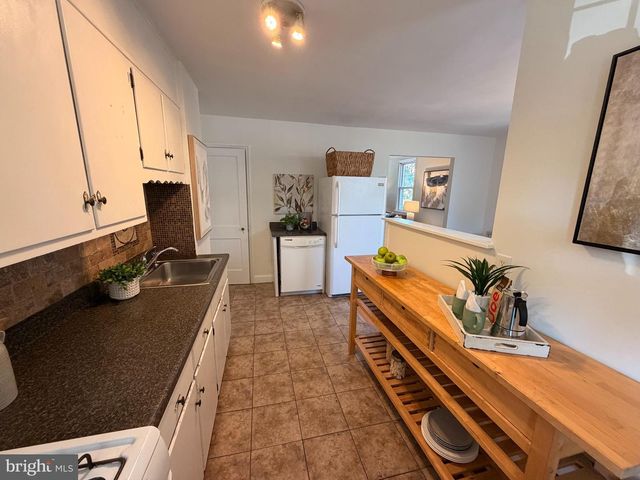 1720 BEECH ST, Wilmington, DE 19805