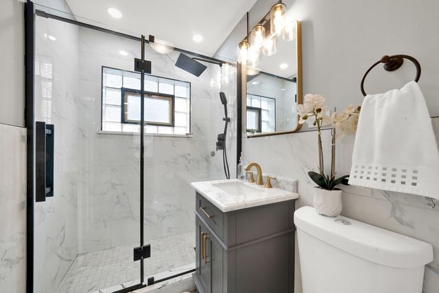 5310 S Avers Avenue, Chicago, IL 60632