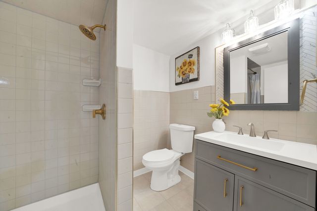 5310 S Avers Avenue, Chicago, IL 60632