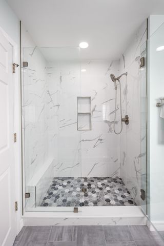 2400 Crescent Road, Navarre, FL 32566