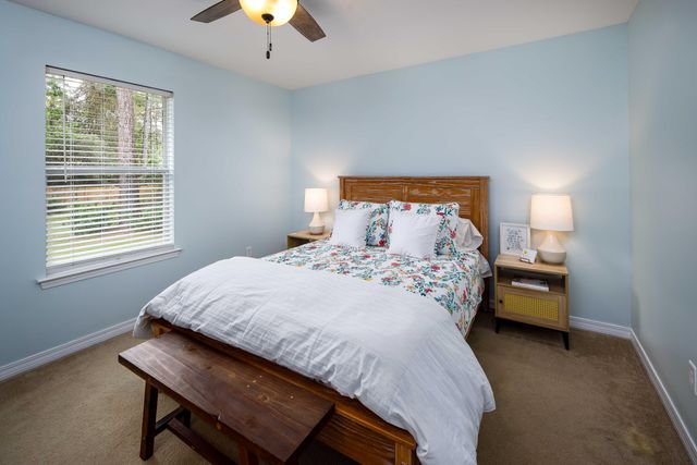 2400 Crescent Road, Navarre, FL 32566