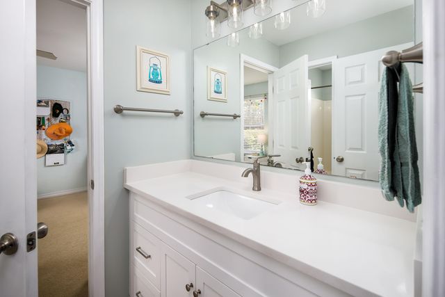 2400 Crescent Road, Navarre, FL 32566