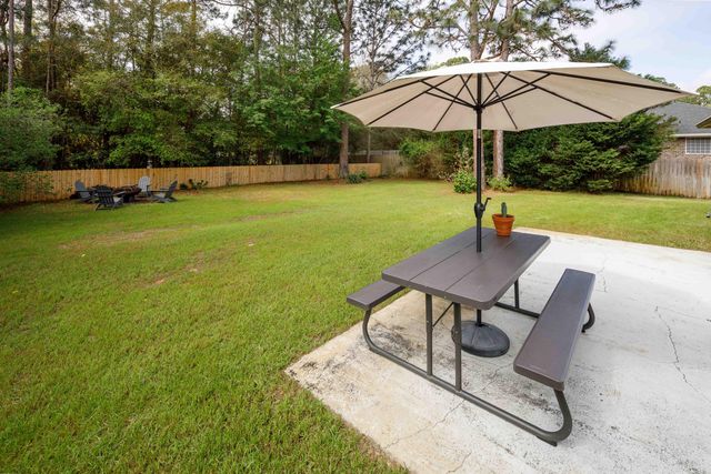 2400 Crescent Road, Navarre, FL 32566