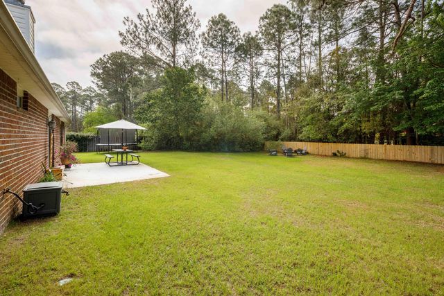 2400 Crescent Road, Navarre, FL 32566