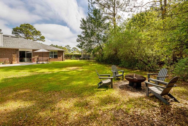 2400 Crescent Road, Navarre, FL 32566