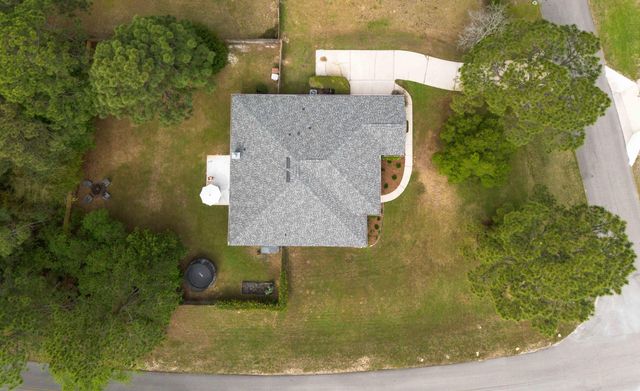 2400 Crescent Road, Navarre, FL 32566