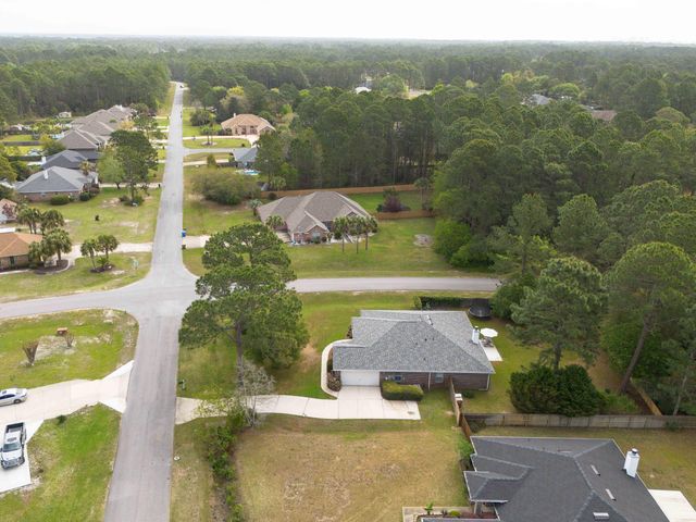 2400 Crescent Road, Navarre, FL 32566