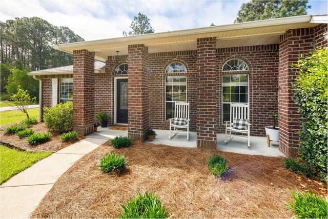 2400 Crescent Road, Navarre, FL 32566